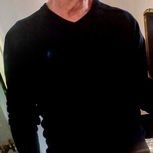 Men’s Original Penguin V-neck Neck Sweater